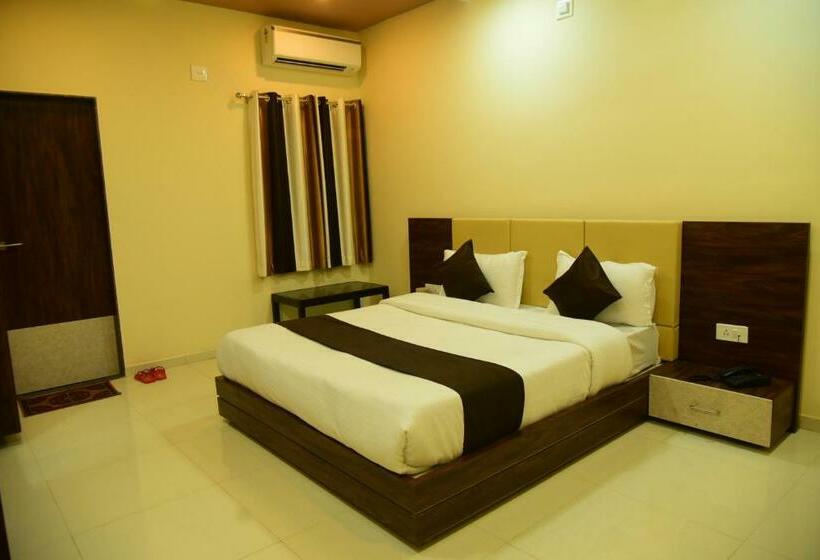 غرفة ديلوكس, Savera Palace