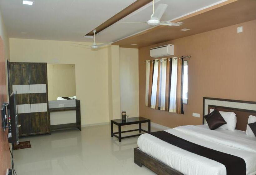 스탠다드 룸 킹사이즈 침대, Savera Palace