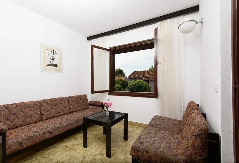 １ベッドルームアパートメント, Apartments Medena Budget