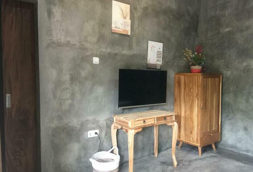 标准间带游泳池, Watukarung Ristu Homestay