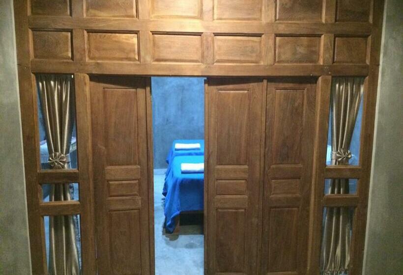 标准间带游泳池, Watukarung Ristu Homestay