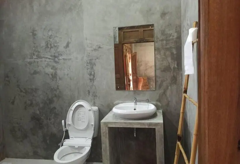 Camera Standard Vista Giardino, Watukarung Ristu Homestay