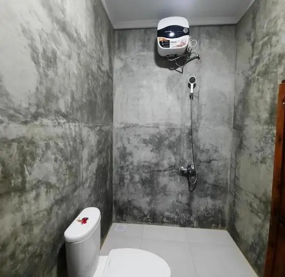 Camera Standard Vista Giardino, Watukarung Ristu Homestay