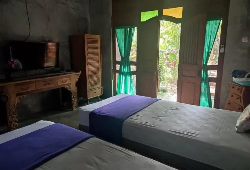 Camera Standard Vista Giardino, Watukarung Ristu Homestay