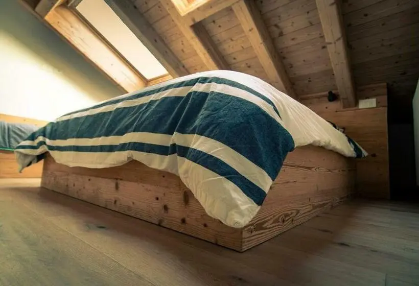 スタンダードルーム, Casa Ekharle Affittacamere