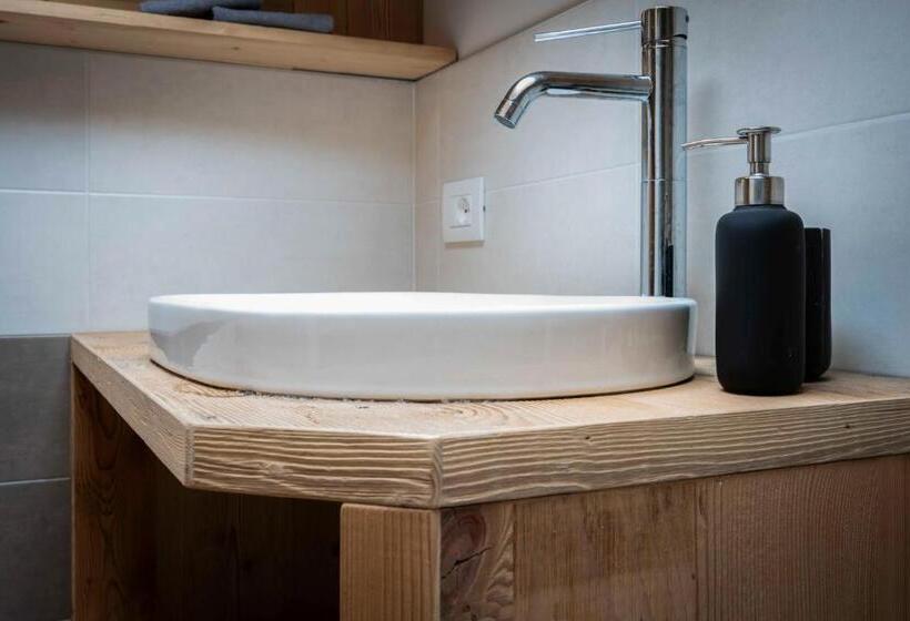 סטודיו דלוקס, Casa Ekharle   Affittacamere