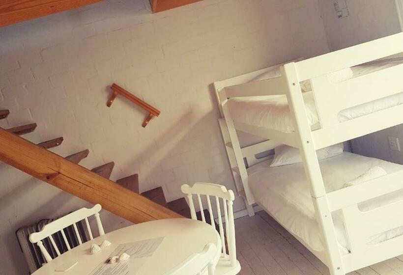 패밀리 룸, West Coast Seaside Getaway