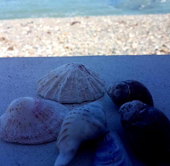 Дом 1 Спальня, West Coast Seaside Getaway