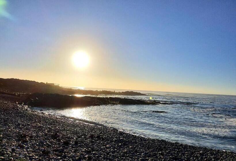 Дом 1 Спальня, West Coast Seaside Getaway