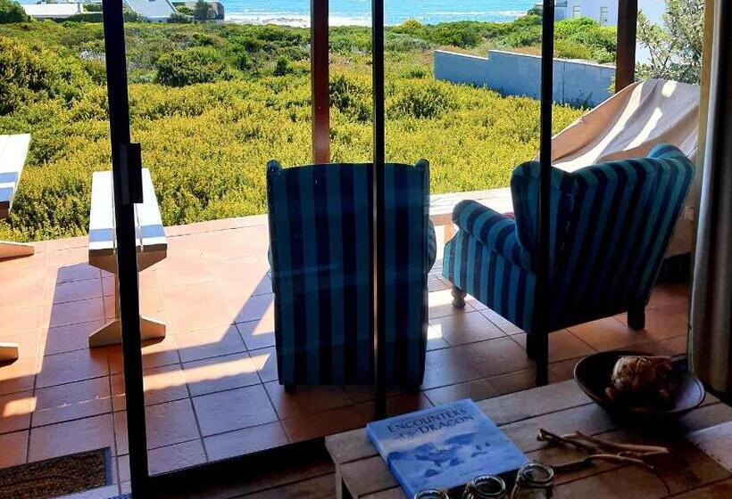 Дом 1 Спальня, West Coast Seaside Getaway