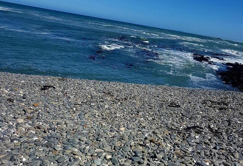 침실 1개 주택, West Coast Seaside Getaway