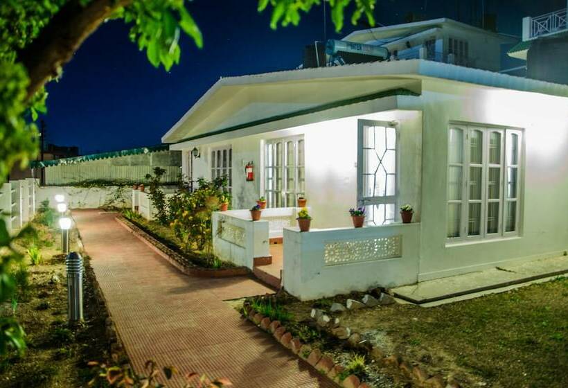 Номер Премиум, Tehri Retreat By Himalayan Eco Lodges