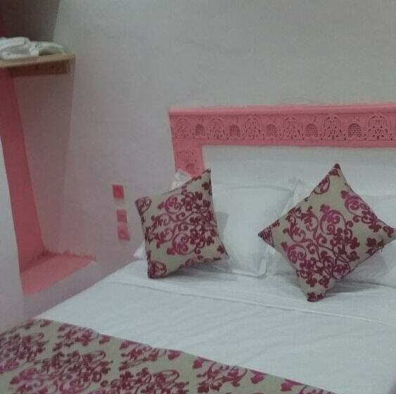 Номер Стандарт, Maison Les Grôttes