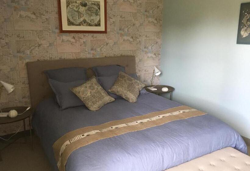 חדר סטנדרט עם טרסה, Les Dames De Nage