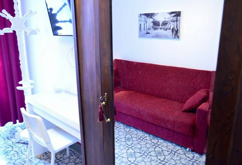 חדר סטנדרט לשלושה, B&b La Cascata