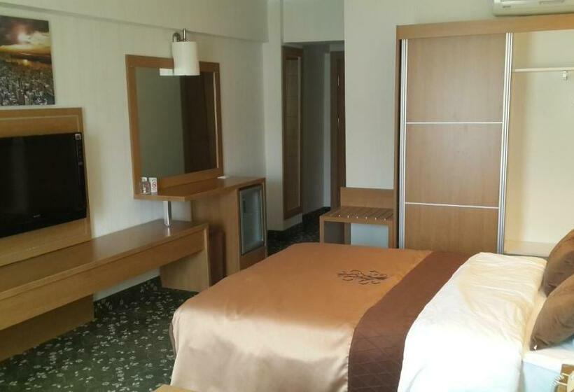 スタンダードルーム, Grand Cali