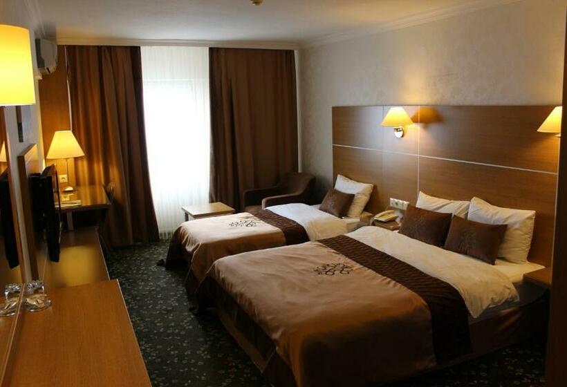 Номер Стандарт, Grand Cali