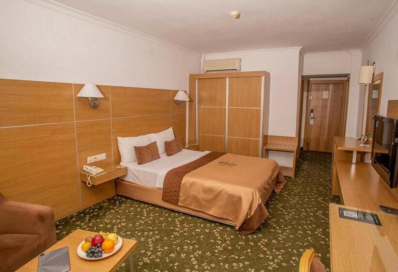 Номер Deluxe, Grand Cali