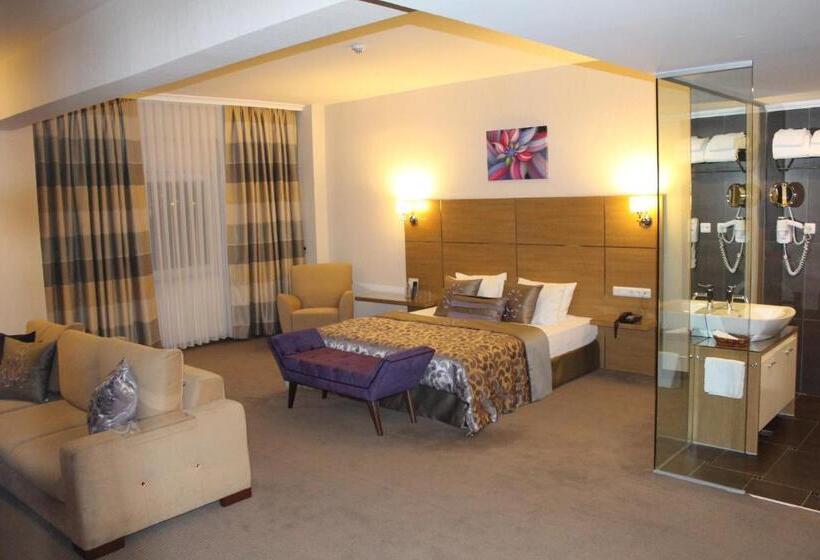 スイート, Grand Cali