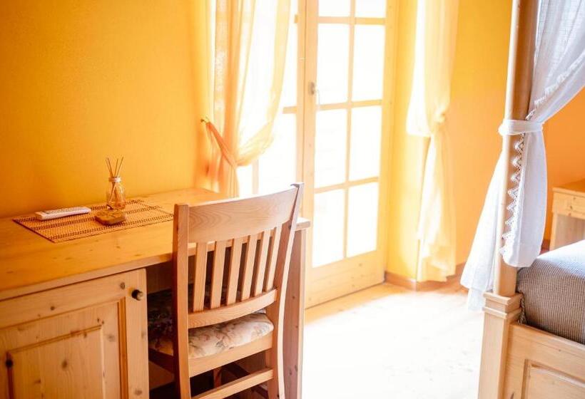 デラックスルーム, Agritur Maso Alle Rose B&b E Restaurant