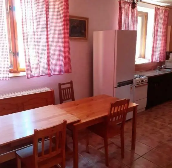 スタンダード４人部屋, Kyprův Mlýn