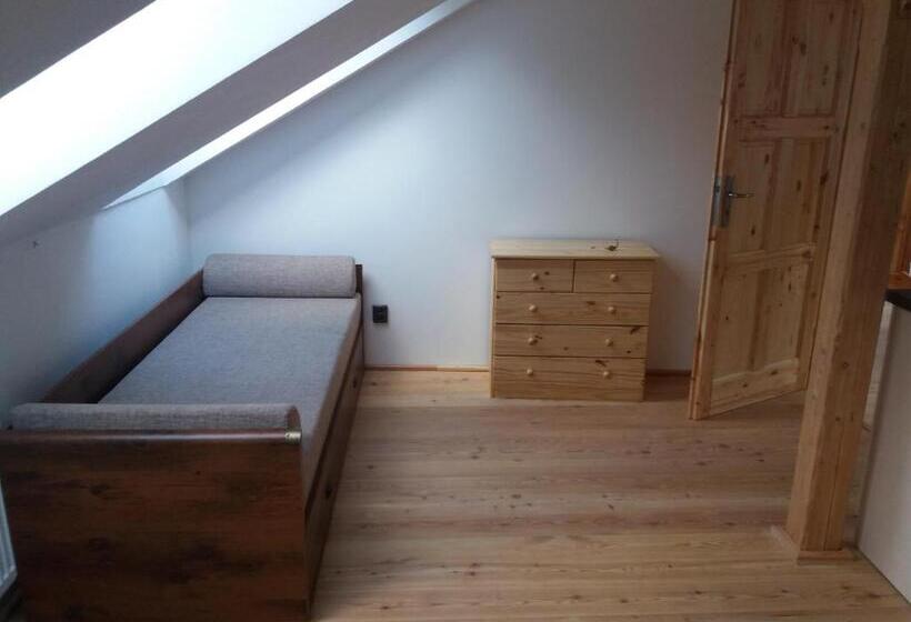 Standard Stúdió Szoba, Kyprův Mlýn