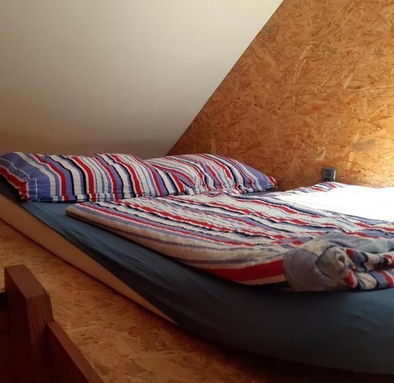 Standard Szoba Erkéllyel, Kyprův Mlýn