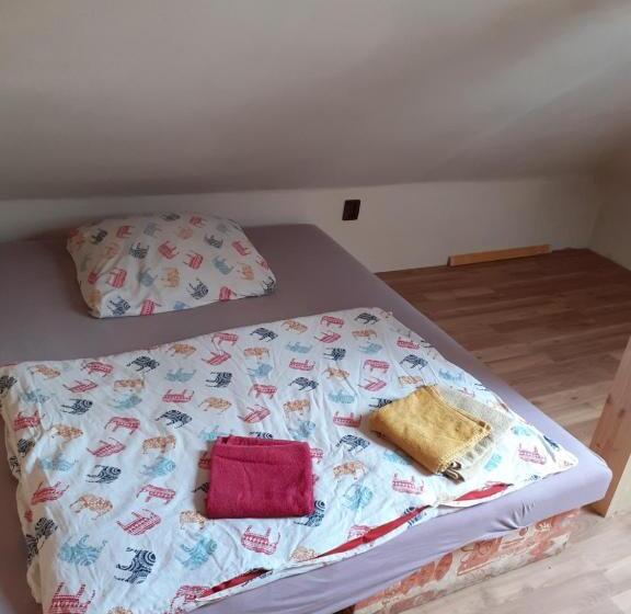 1 Szobás Apartman, Kyprův Mlýn