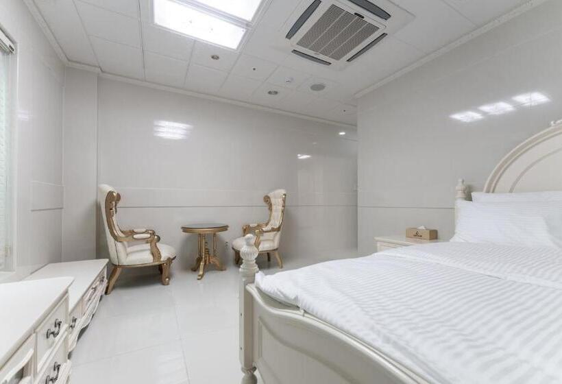 חדר דלוקס, Gaya