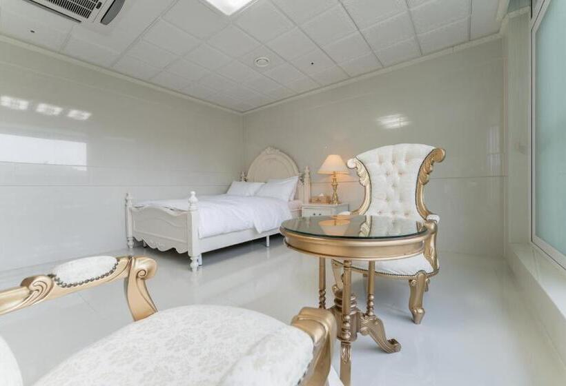 חדר דלוקס, Gaya