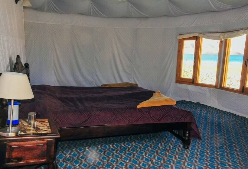 Comfort Tent, Pangong Sarai