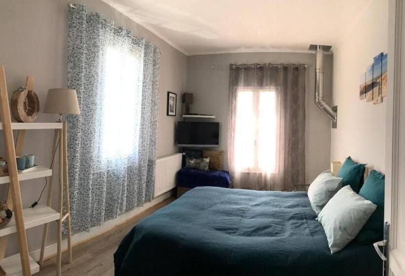 חדר בסיסי, Le Numero 15