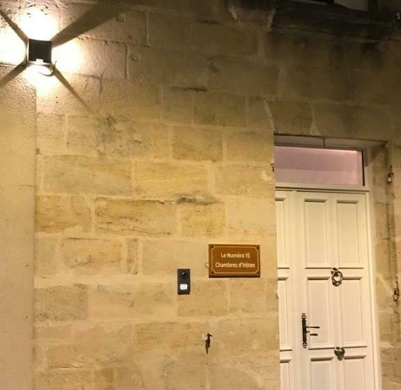 חדר בסיסי, Le Numero 15