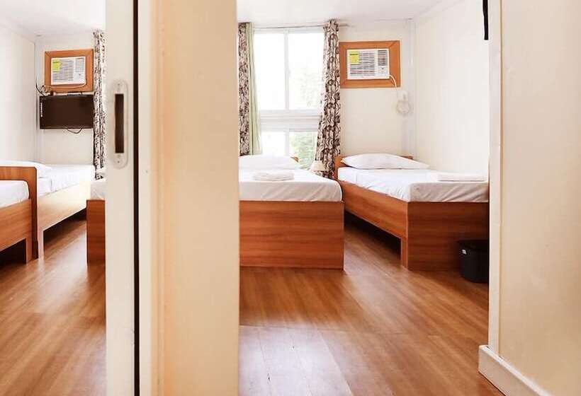 Семейный Номер, Aerostop Hotel And Restaurant