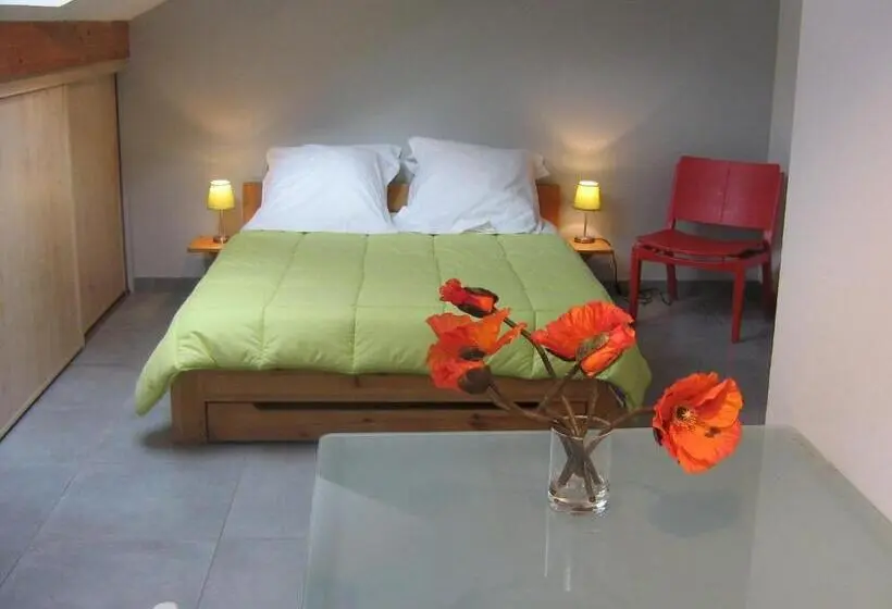 ４ベッドルームクラシックタイプ, Chambres D Hôtes Les Coquelicots