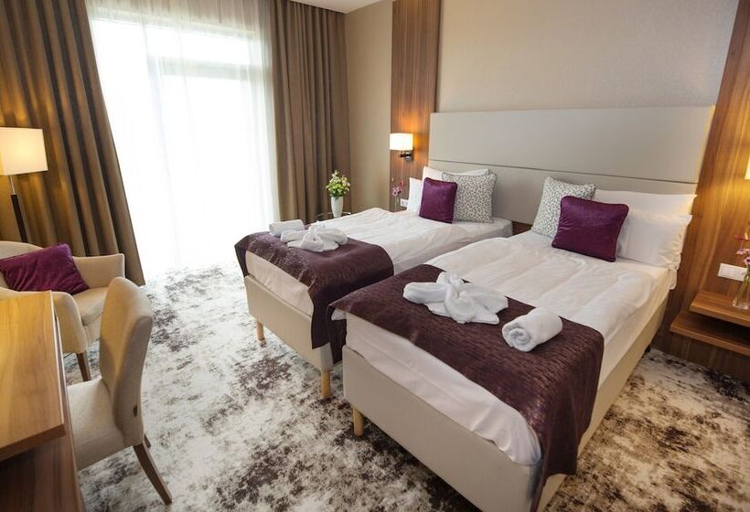 חדר סטנדרט, Outlet Hotel Polgár