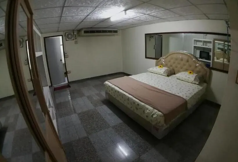 ４ベッドルームクラシックタイプ, Puengluang