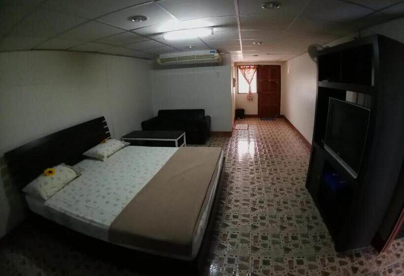 Четырехместный Номер Классик, Puengluang