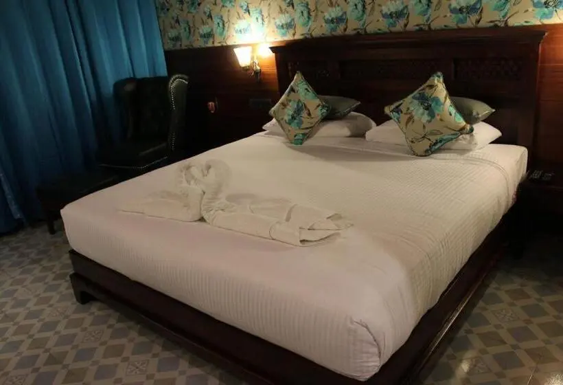 デラックスルーム, Symphony Summer Sands Beach Resort And Spa