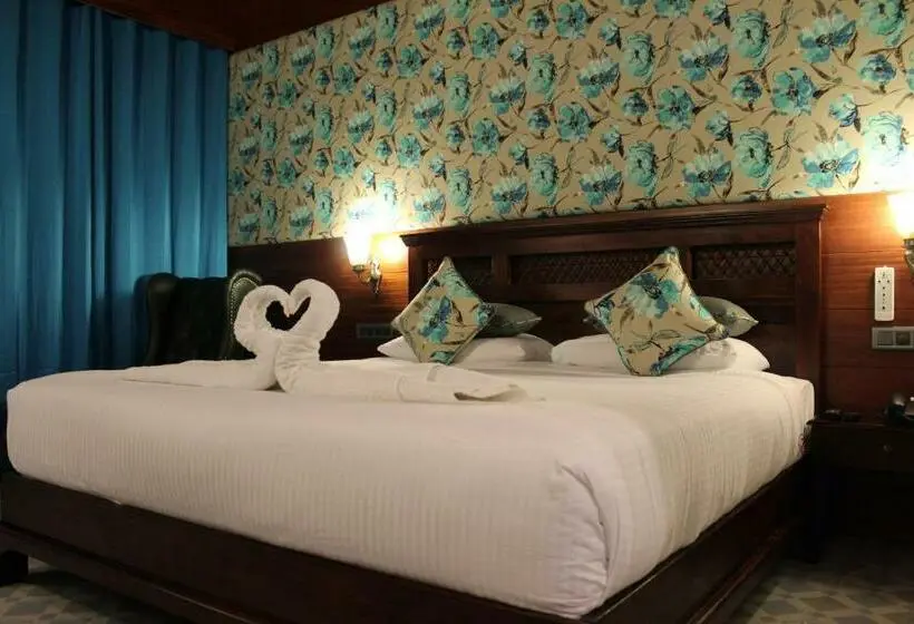 デラックスルーム, Symphony Summer Sands Beach Resort And Spa