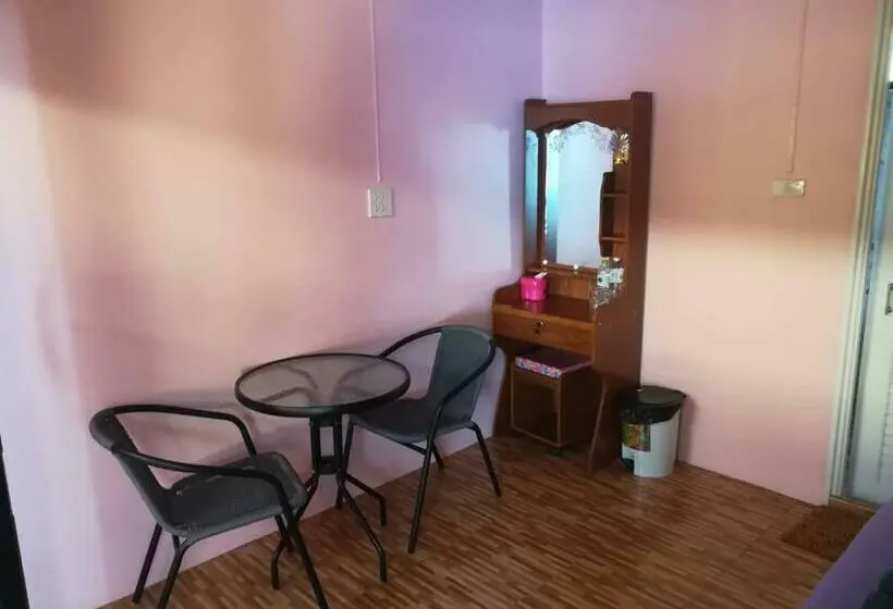 オーシャンビューデラックスルーム, Chomlay Room & Restaurant