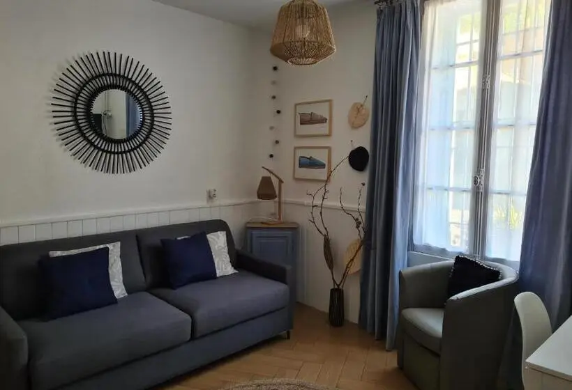 スタンダードスタジオ, Chambres D Hôtes Et Gîtes  L Abri Sous Roche