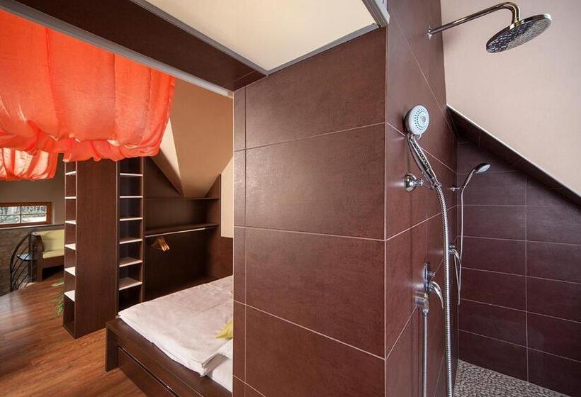 スイート, Penzion Blanský Les