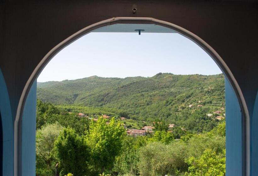 Номер Стандарт, Benvenuti Nel Sud