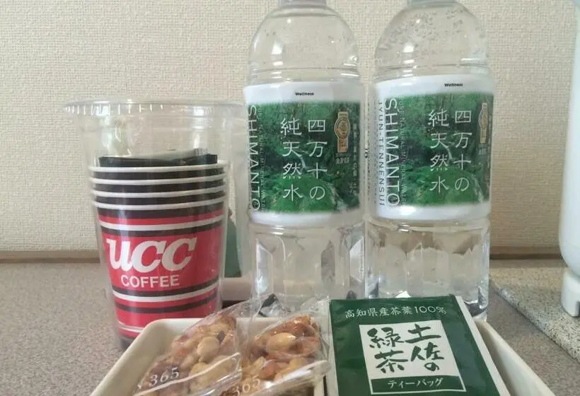 スタンダードルーム, Avan Sukumo