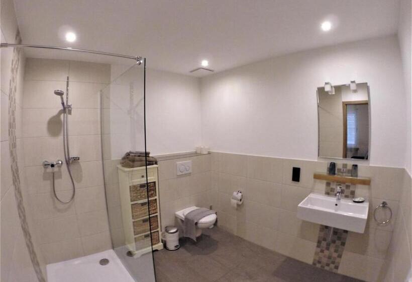 Трехместный Номер Комфорт, Landgasthof Ralinger Hof