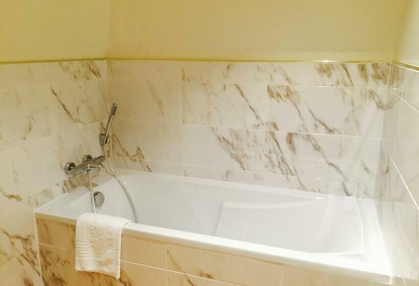 Номер Deluxe Кровать Кинг, Domaine Pont Juillet