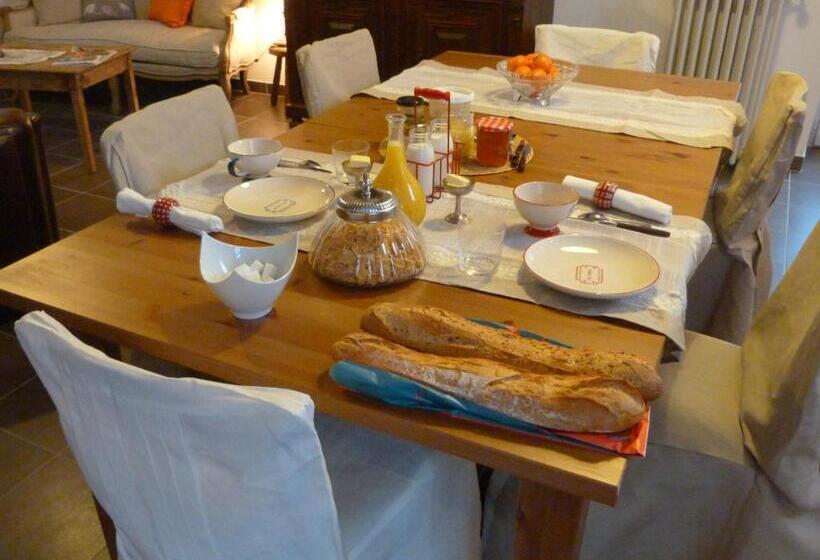 חדר סטנדרט, La Métairie