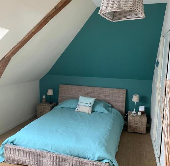 غرفة عائلية, La Métairie