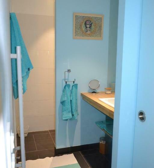 标准间, L'estancat